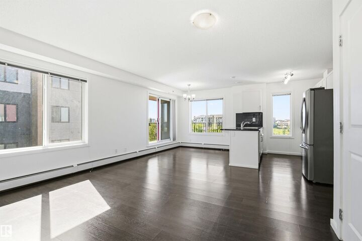 Property Photo: 5515 7 Avenue SW 435 AB T6X 0G6