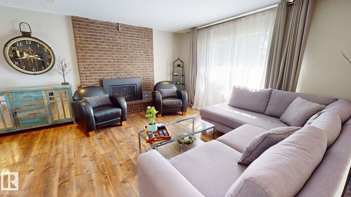 Property Photo:  1112 87 Street NW  AB T6K 1Y1 