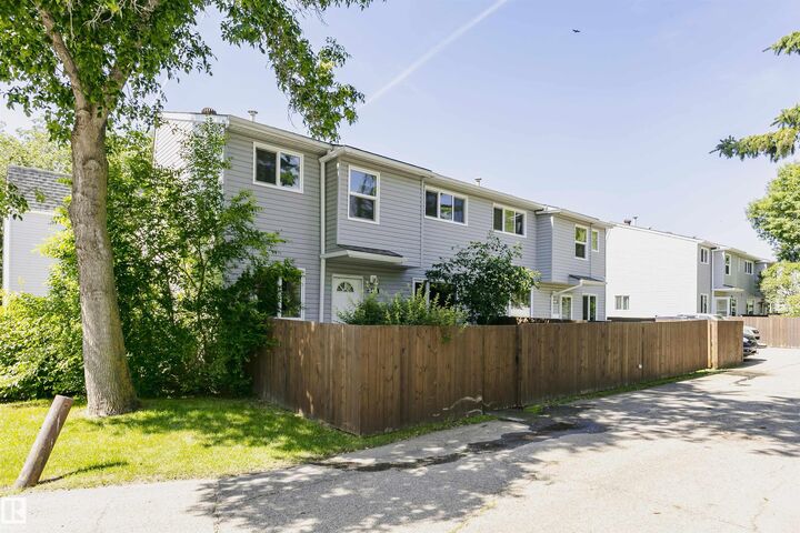 5418 144B Avenue NW — photo 1
