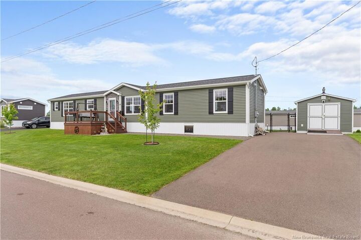 Property Photo: 14 Rue De Monts NB E4P 0V5