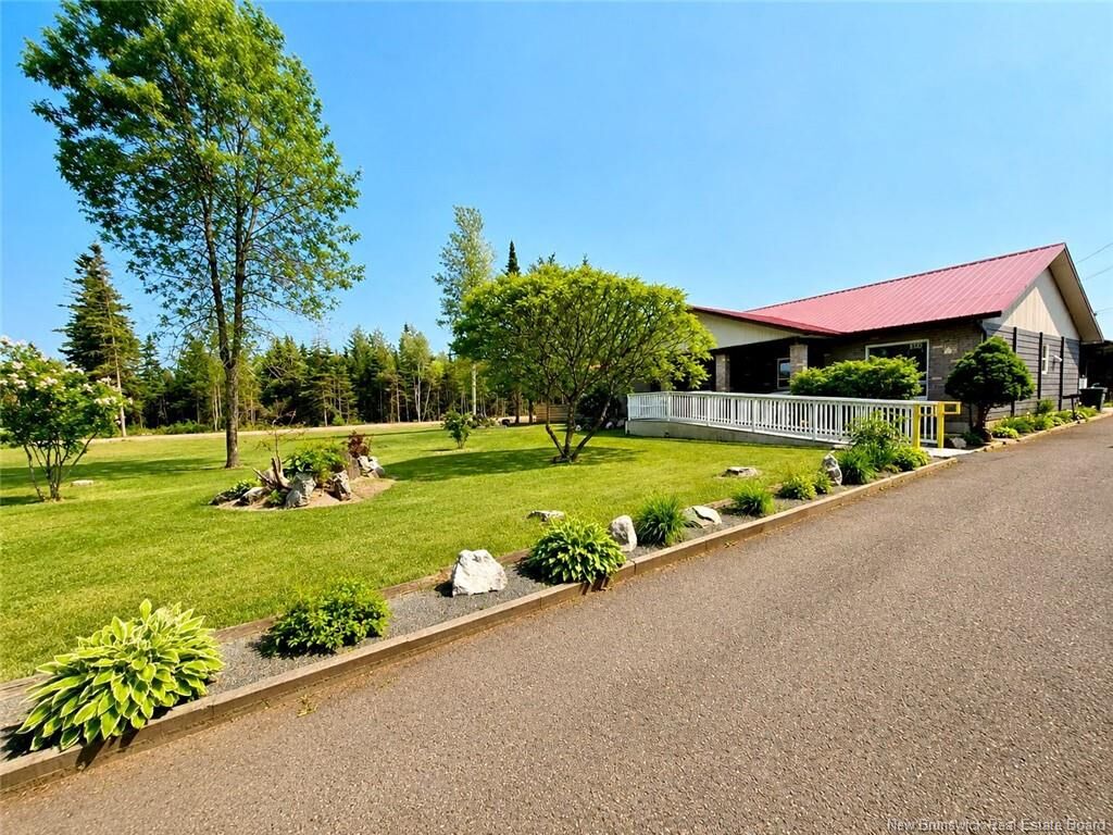 Property Photo:  340 Ave Du Tré Carré  NB E8S 1Y4 