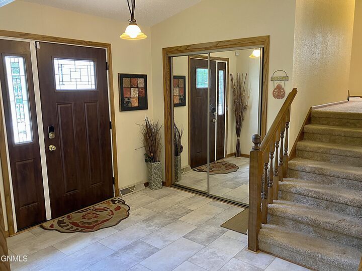 Property Photo:  1026 Governor Lane  ND 58501 