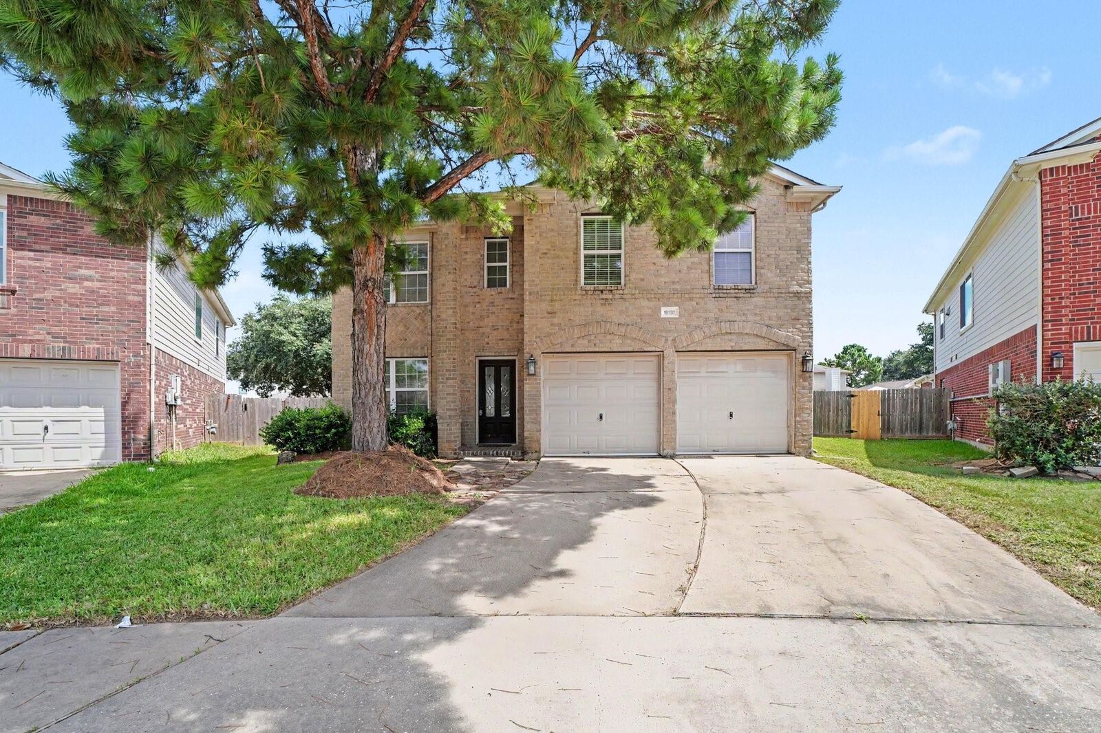 Property Photo: 19130 Edens Dawn Drive TX 77375