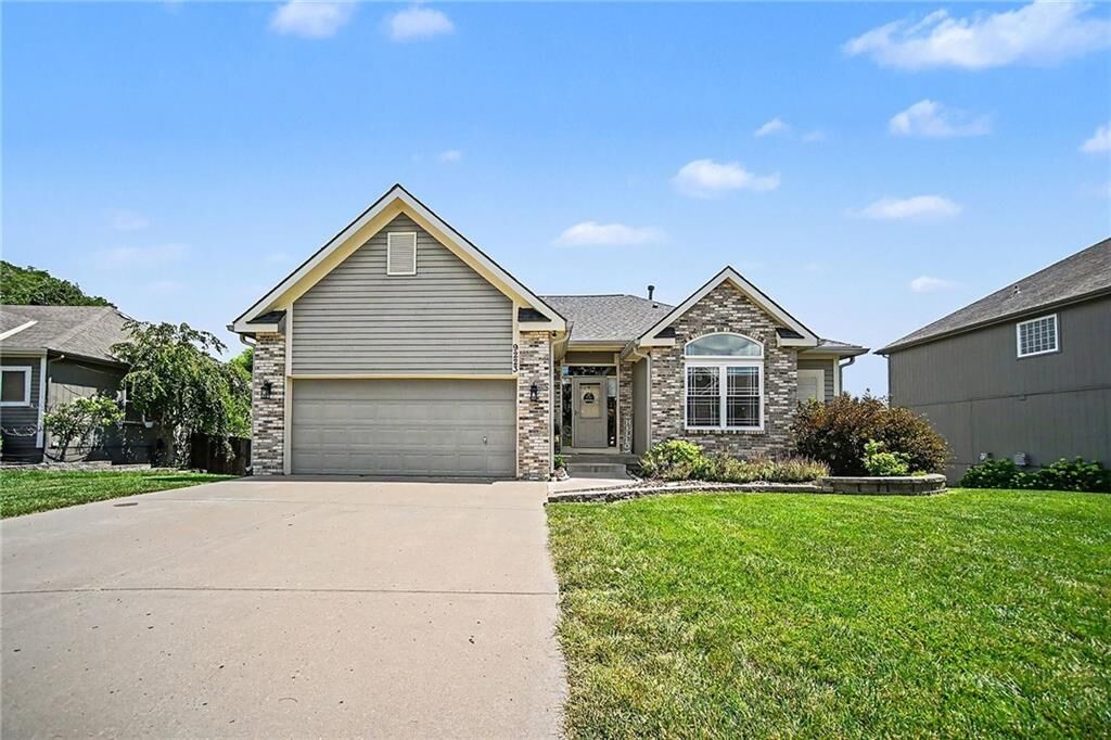Property Photo:  9223 N Jarboe Street  MO 64155 