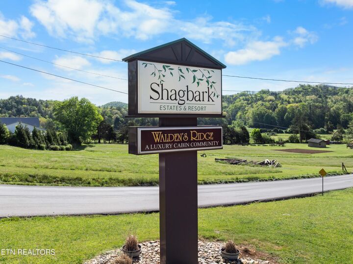 Property Photo:  Lot 0008 Sunset Rd  TN 37862 
