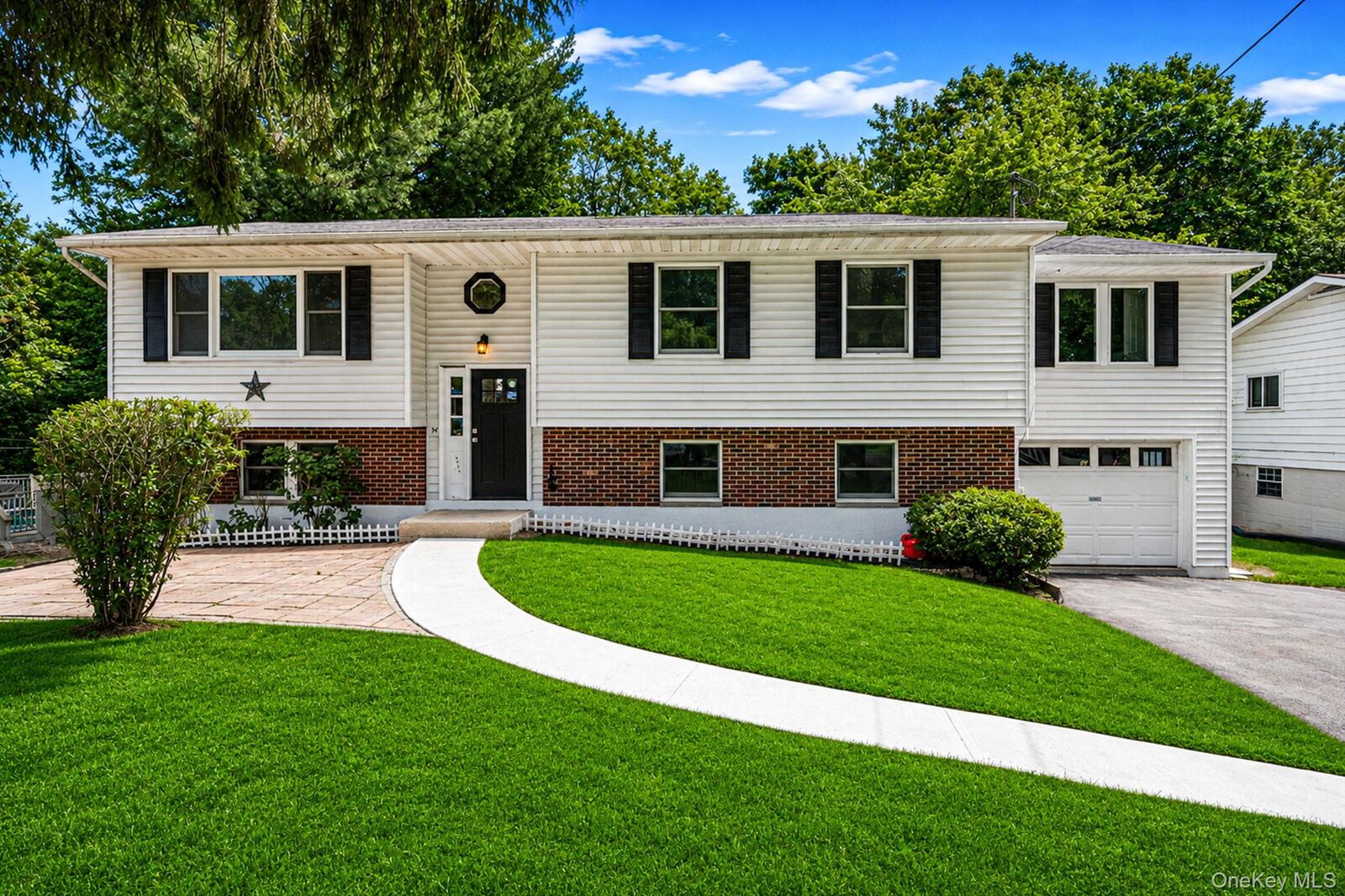 Property Photo: 94 Crestwood Boulevard NY 12603