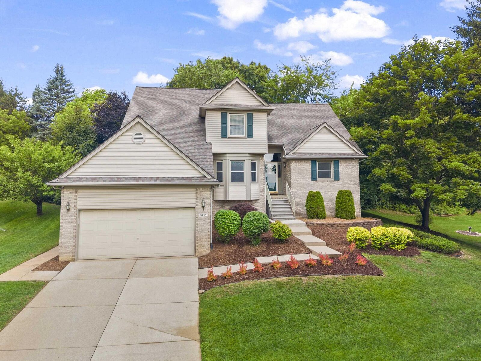 Property Photo:  70351 Hillside Court  MI 48065 