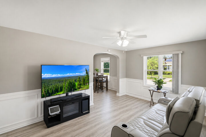 Property Photo: 9300 S Francisco Avenue IL 60805