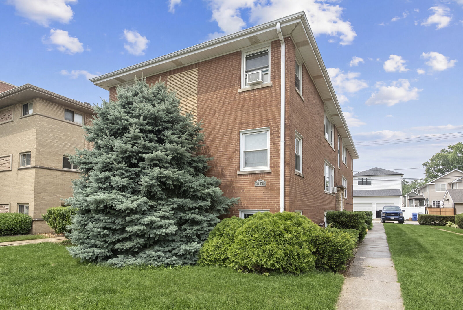 Property Photo:  6612 N Harlem Avenue 2W  IL 60631 