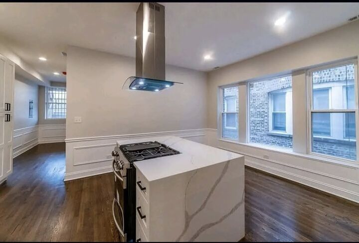 Property Photo: 5826 S Michigan Avenue 3 IL 60637