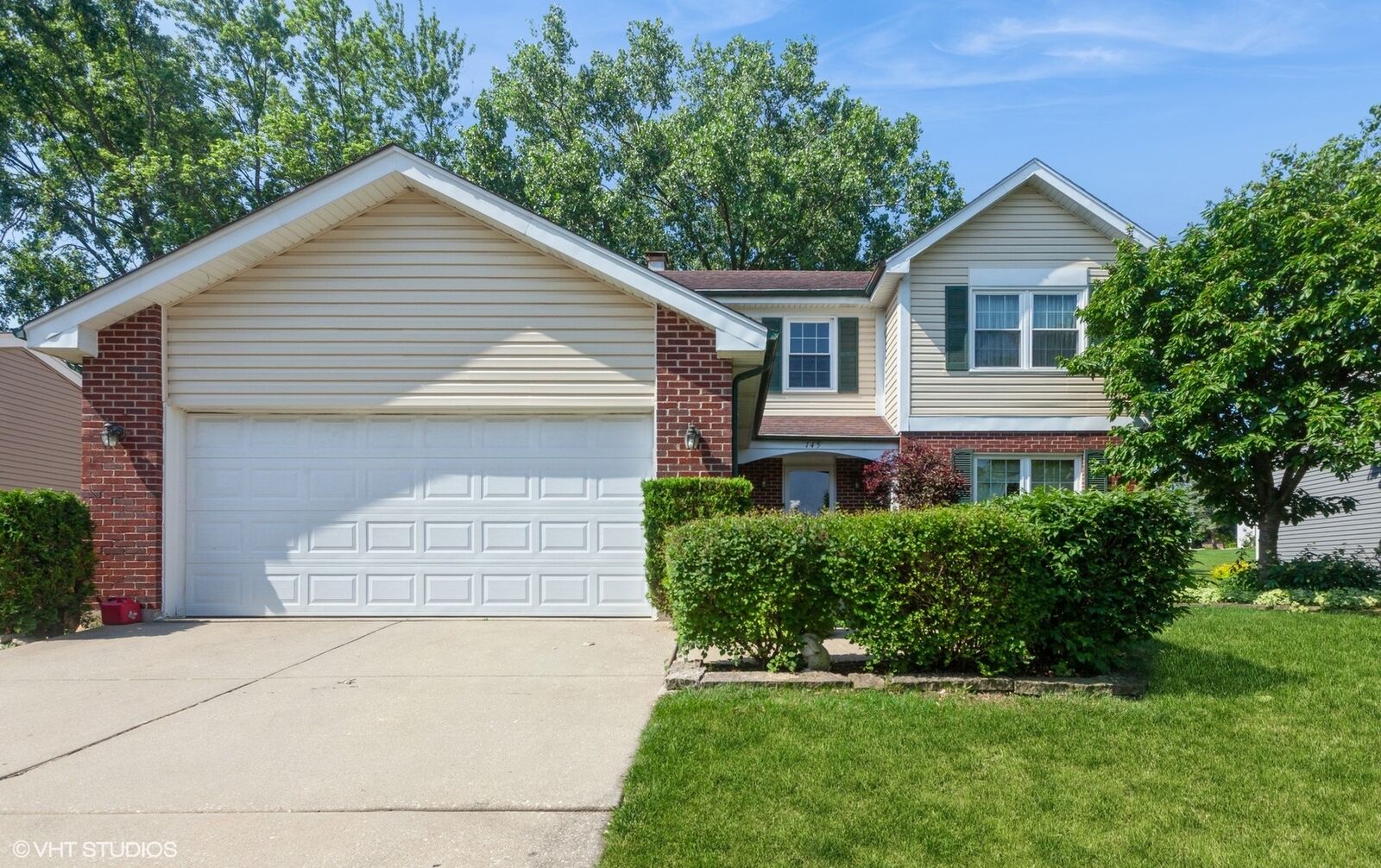 Property Photo:  145 Rumsey Place  IL 60559 