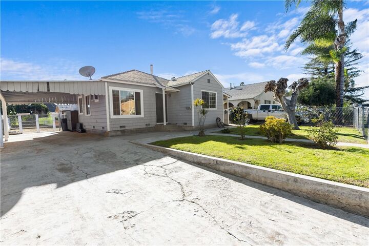 Property Photo: 243 E Olive CA 92410