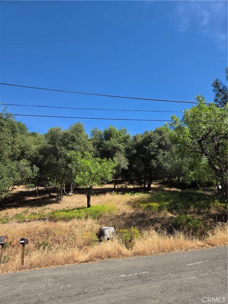 Property Photo:  4860 Cascade Way  CA 95451 