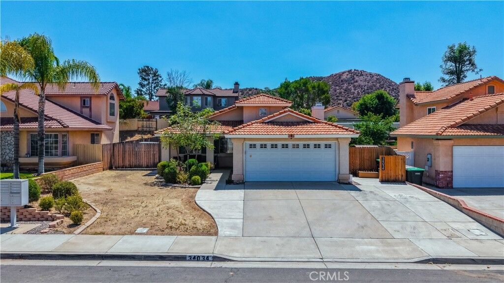 Property Photo: 34034 Walnut Creek CA 92595
