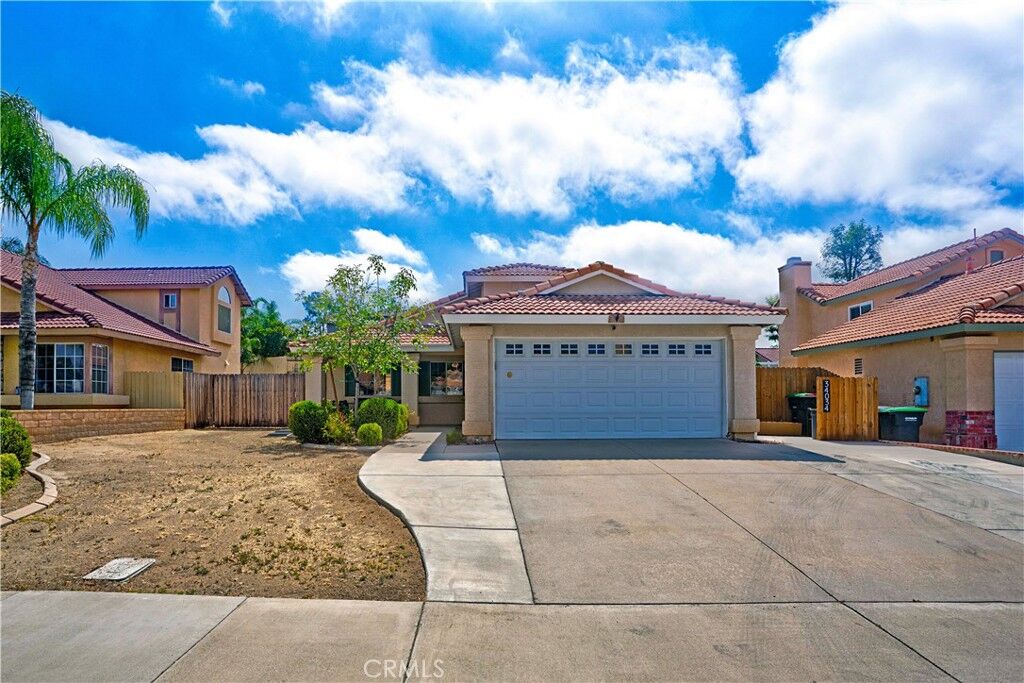 Property Photo: 34034 Walnut Creek CA 92595