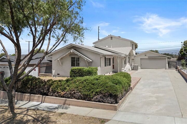 Property Photo: 14725 Grayville CA 90638
