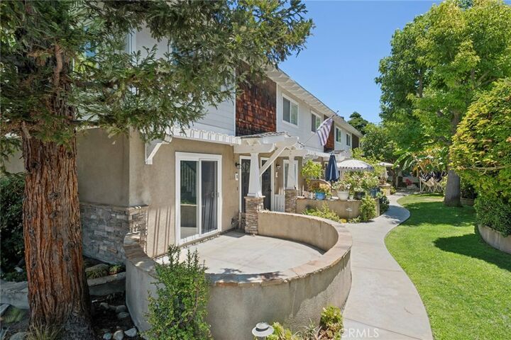 Property Photo: 2550 Elden B CA 92627