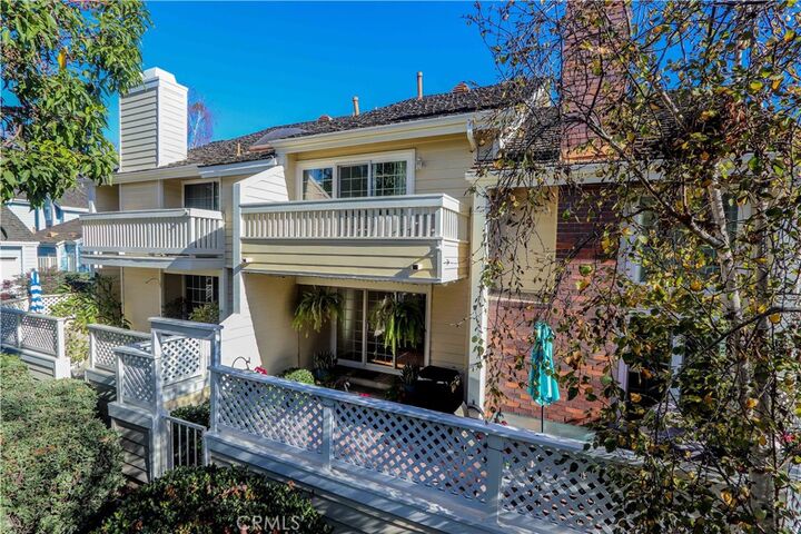 Property Photo: 431 Cranston Court 101 CA 90803