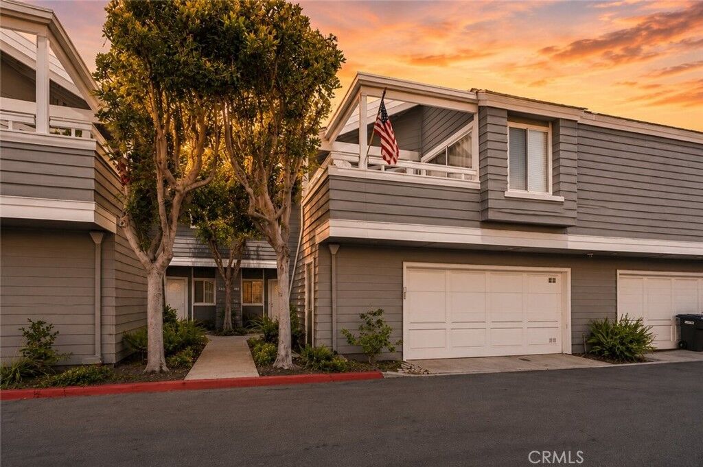 Property Photo: 251 Chesterfield CA 92660