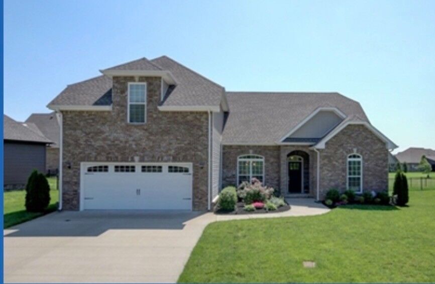 Property Photo:  1057 Willow Cir  TN 37043 