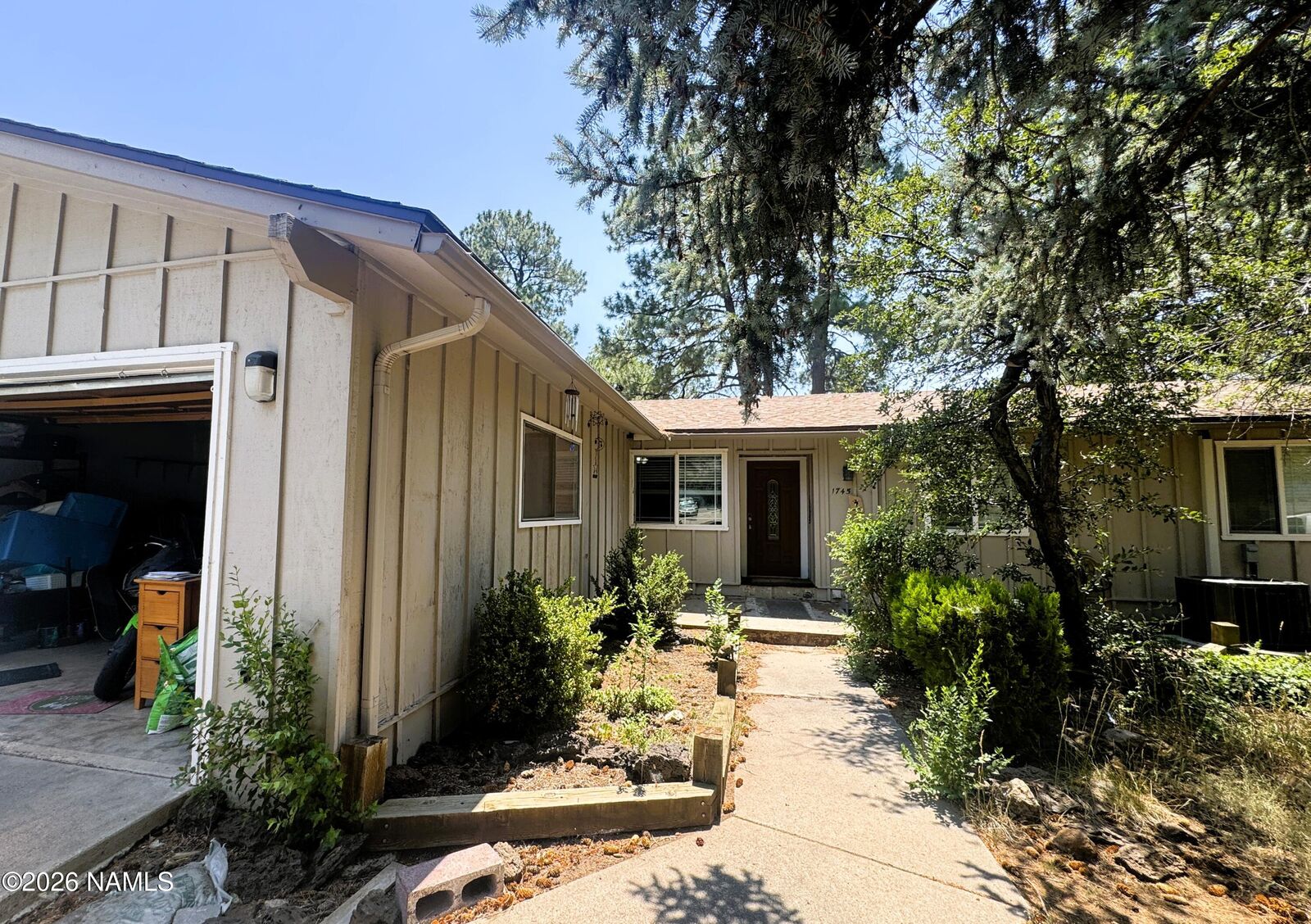 Property Photo: 1745 E Linda Vista Drive AZ 86004