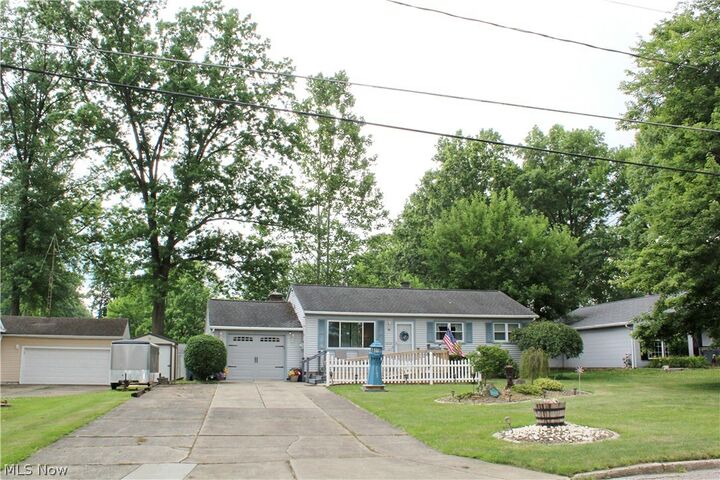 Property Photo: 5109 Birchcrest Avenue OH 44515