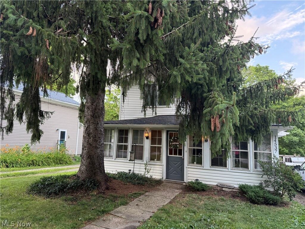 Property Photo: 14537 Hickox Street OH 44021