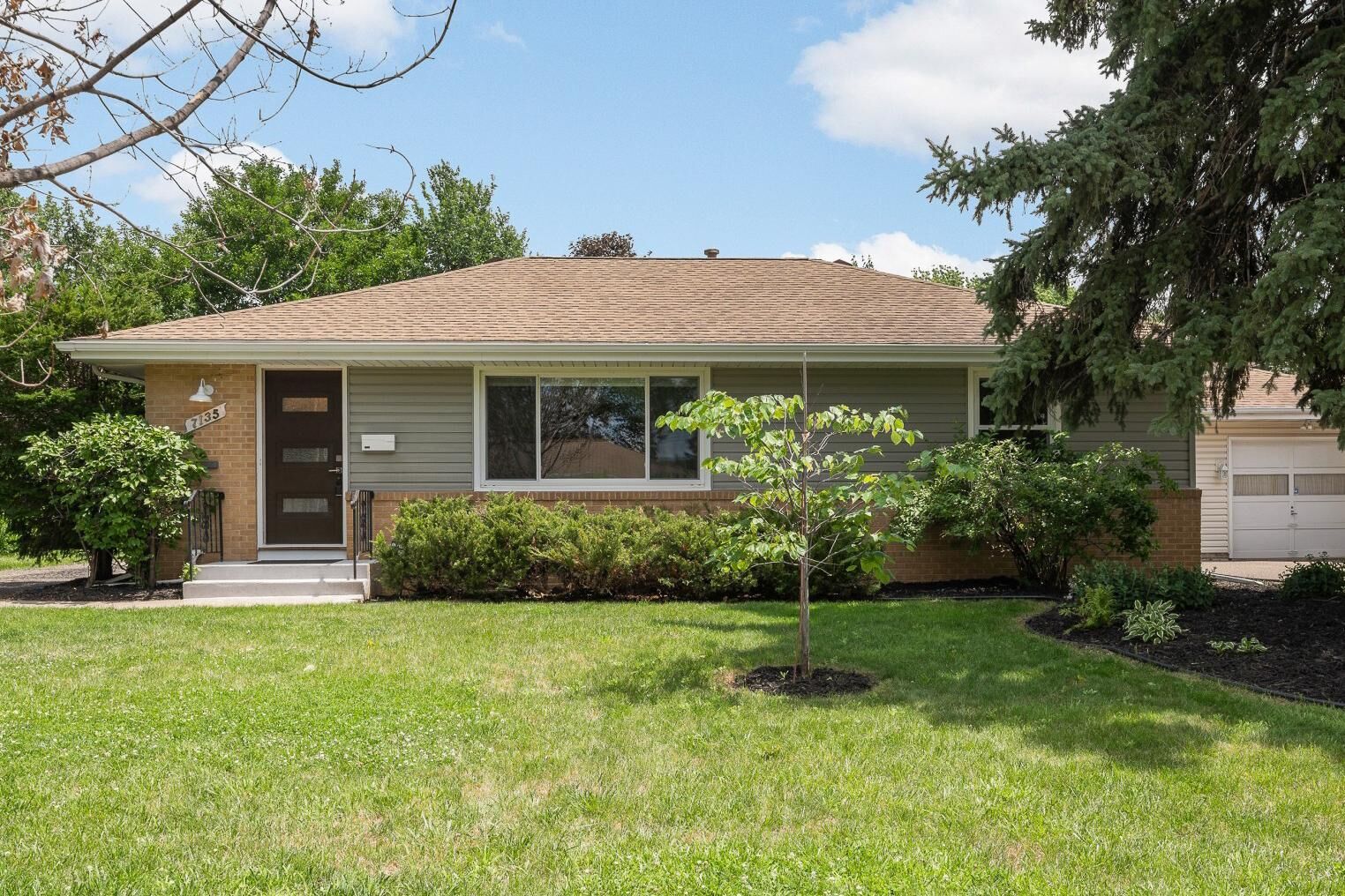 Property Photo:  7135 17th Avenue S  MN 55423 