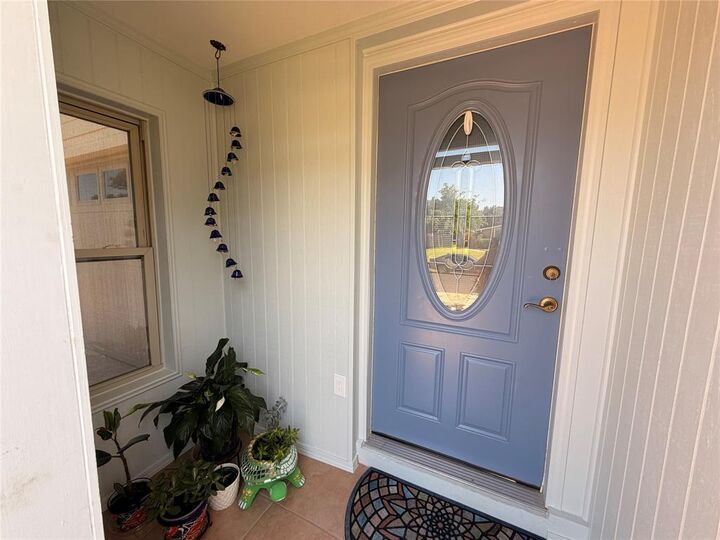 Property Photo: 3709 Pinewood Street TX 76021
