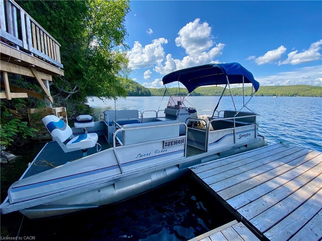 Property Photo:  376 Faradale Court  ON K0L 1C0 