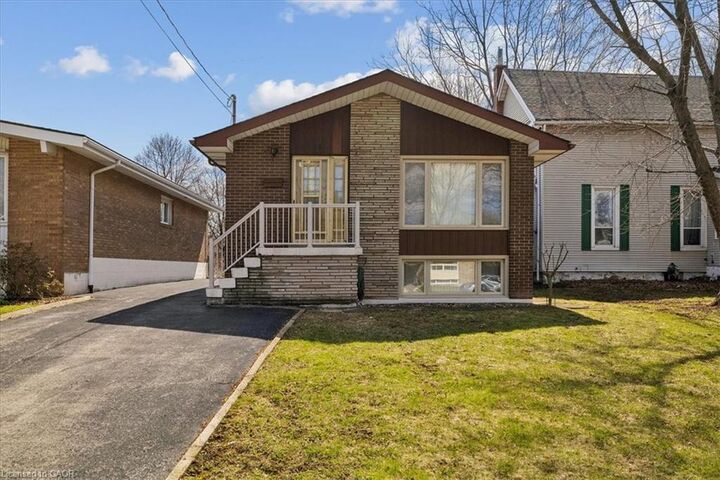 11 Duff Street — photo 1