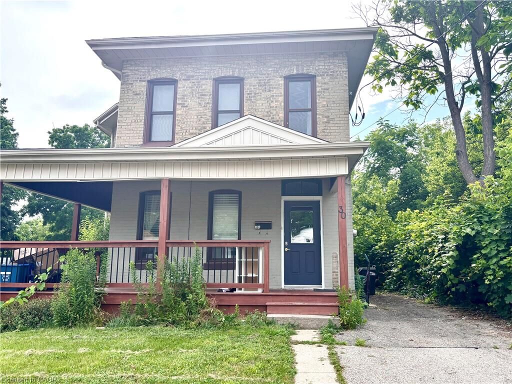 Property Photo:  30 Brock Street Upper  ON N3S 5T6 