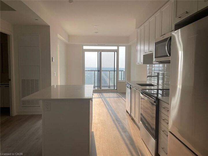 Property Photo: 385 Winston Road 1603 ON L3M 4E8