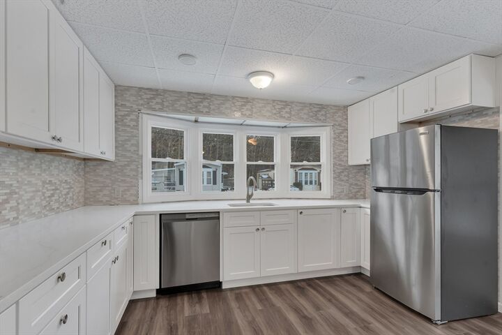 Property Photo: 305 Turnpike 225 MA 02375
