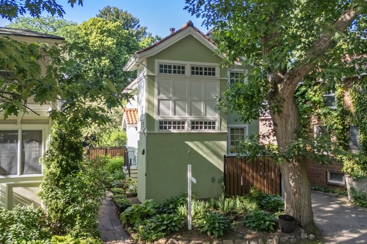 Property Photo: 4 Gracewood Park 4 MA 02138