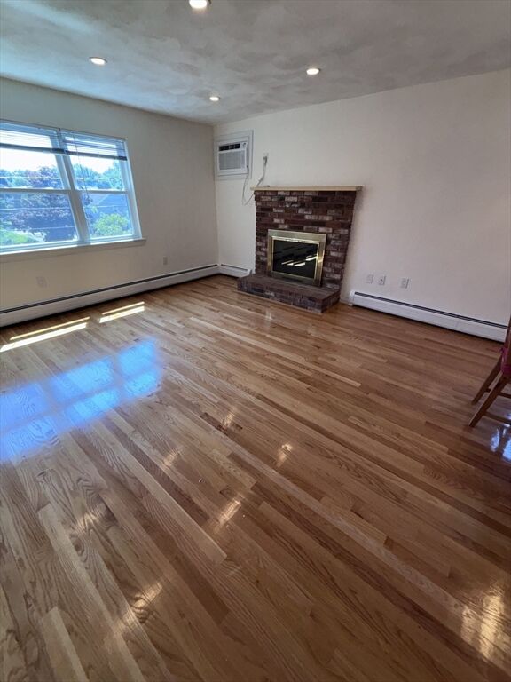 Property Photo: 46 Marlboro St 2 MA 02478