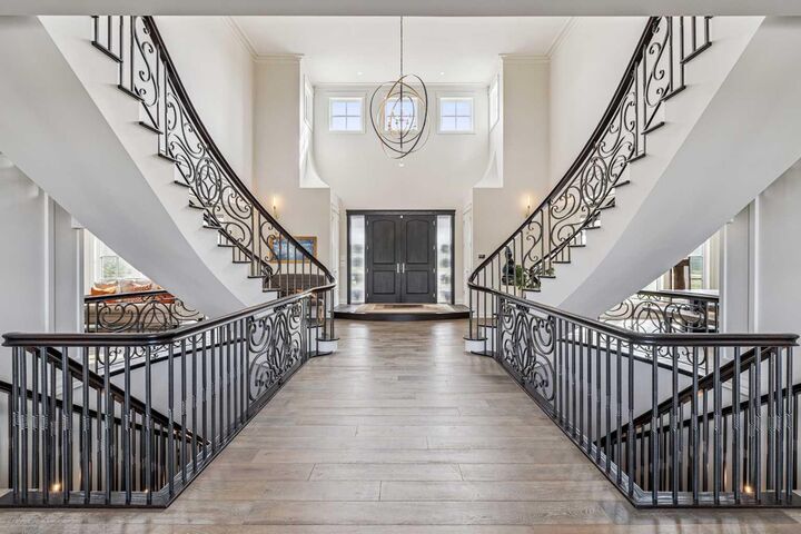 Property Photo: 19 McKendrick Point AB T3Z 3N6