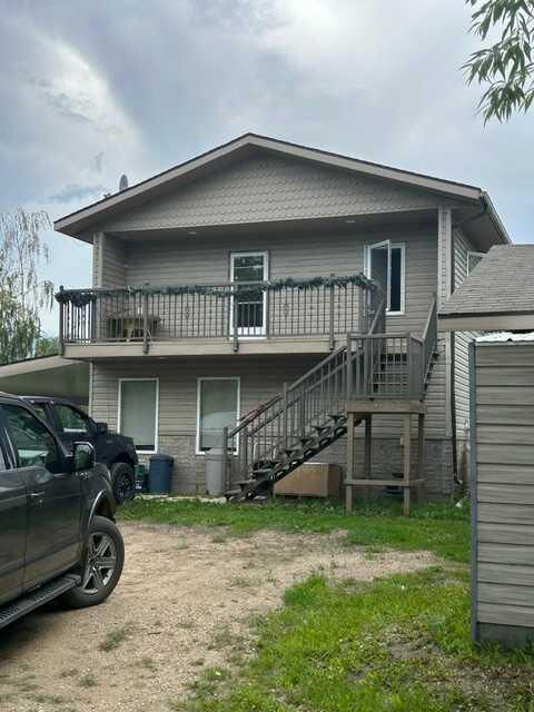 Property Photo:  17117 742 Township  AB T0G 1E0 