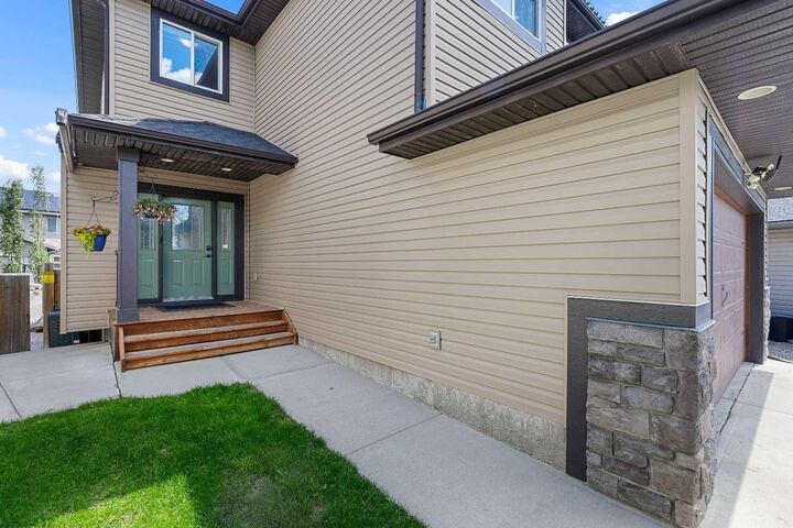 Property Photo:  438 Luxstone Green SW  AB T4B 0A5 