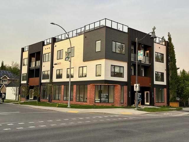 Property Photo:  4744 Bowness Road  AB T3B 0B4 