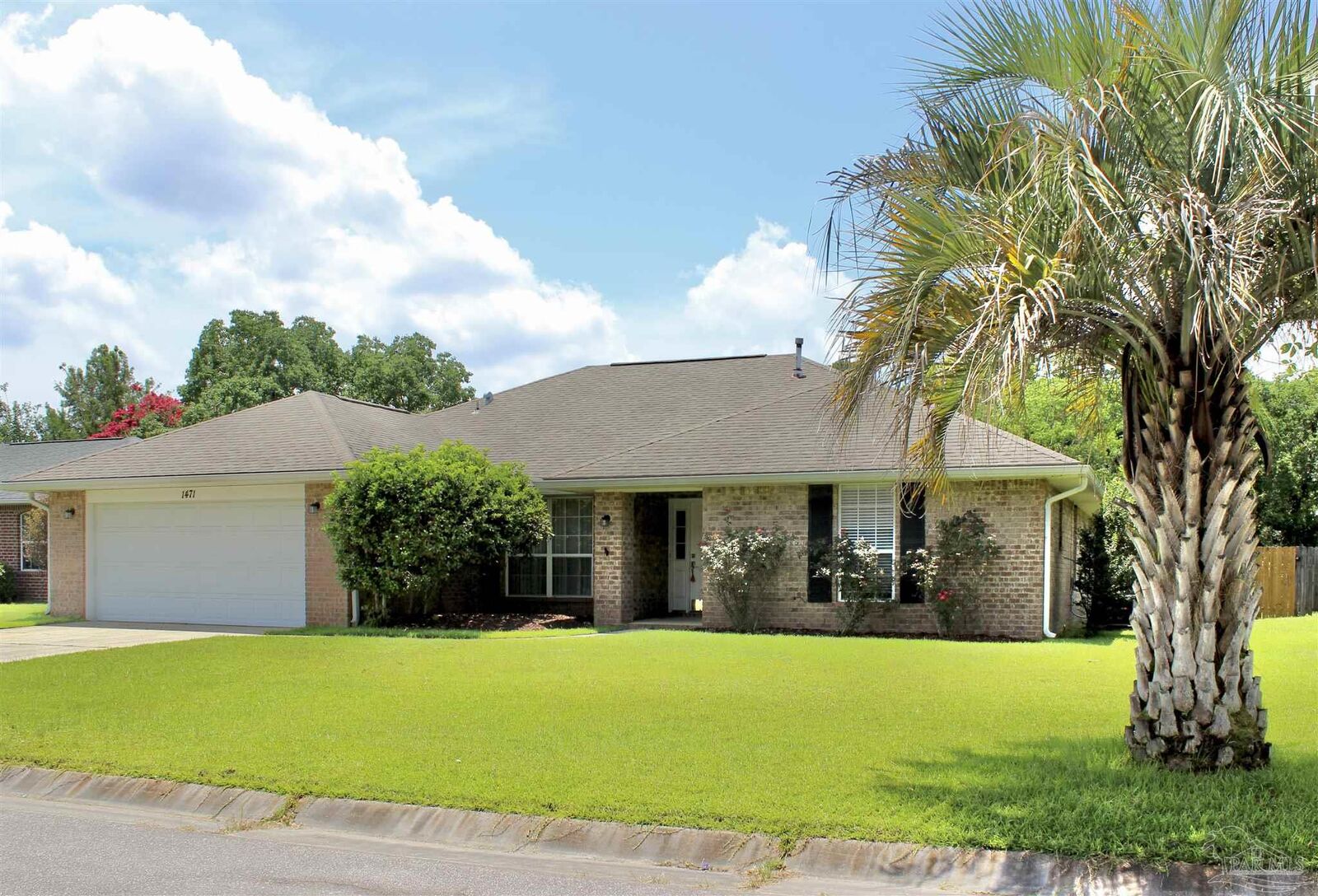 Property Photo:  1471 Watkins Trl  FL 32506 