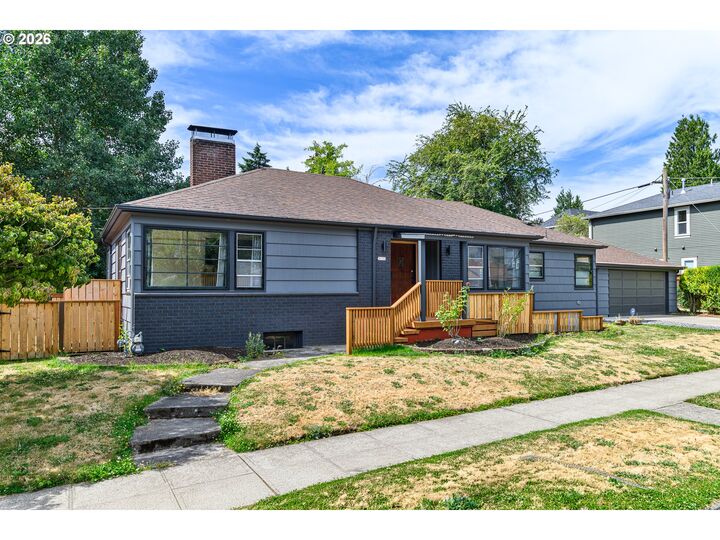 Property Photo:  3132 NE Rosa Parks Way  OR 97211 