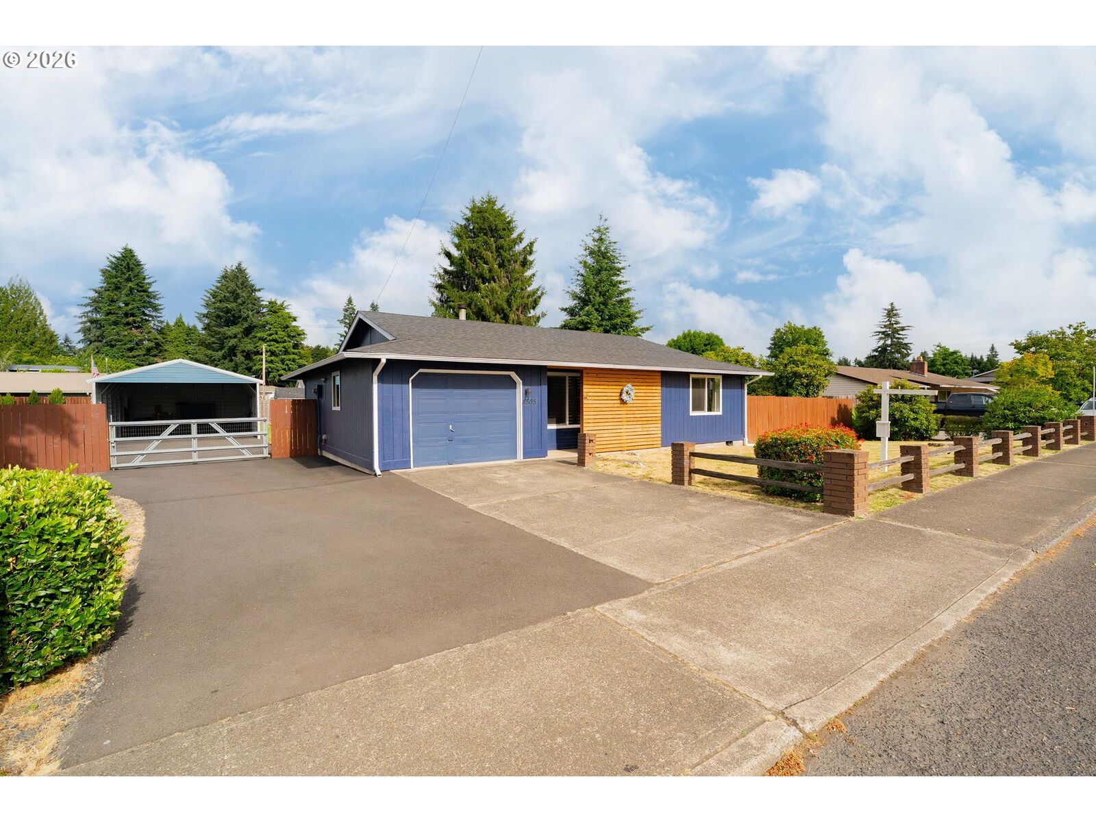 Property Photo:  8505 NE 107th Ave  WA 98662 