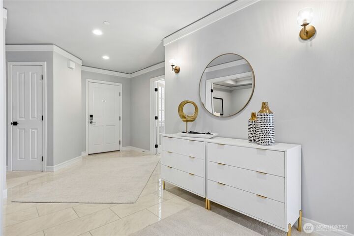 Property Photo: 219 5th Avenue S F304 WA 98033