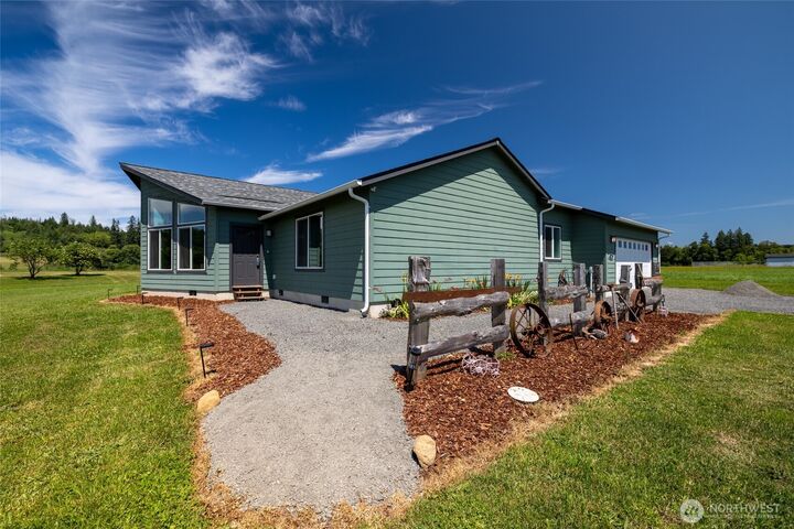 Property Photo: 125 Apple Tree Lane WA 98570