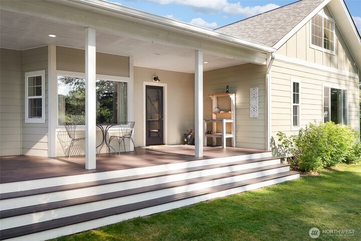 Property Photo:  7096  Oat Coles Road  WA 98247 