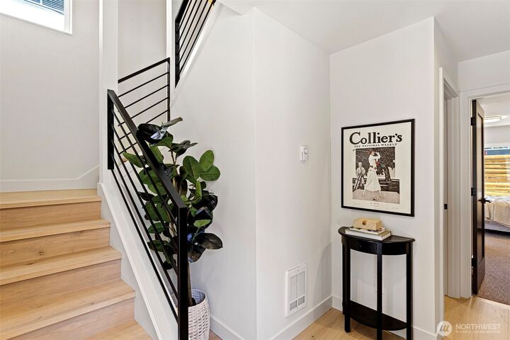 Property Photo: 4430 Dayton Avenue N WA 98103