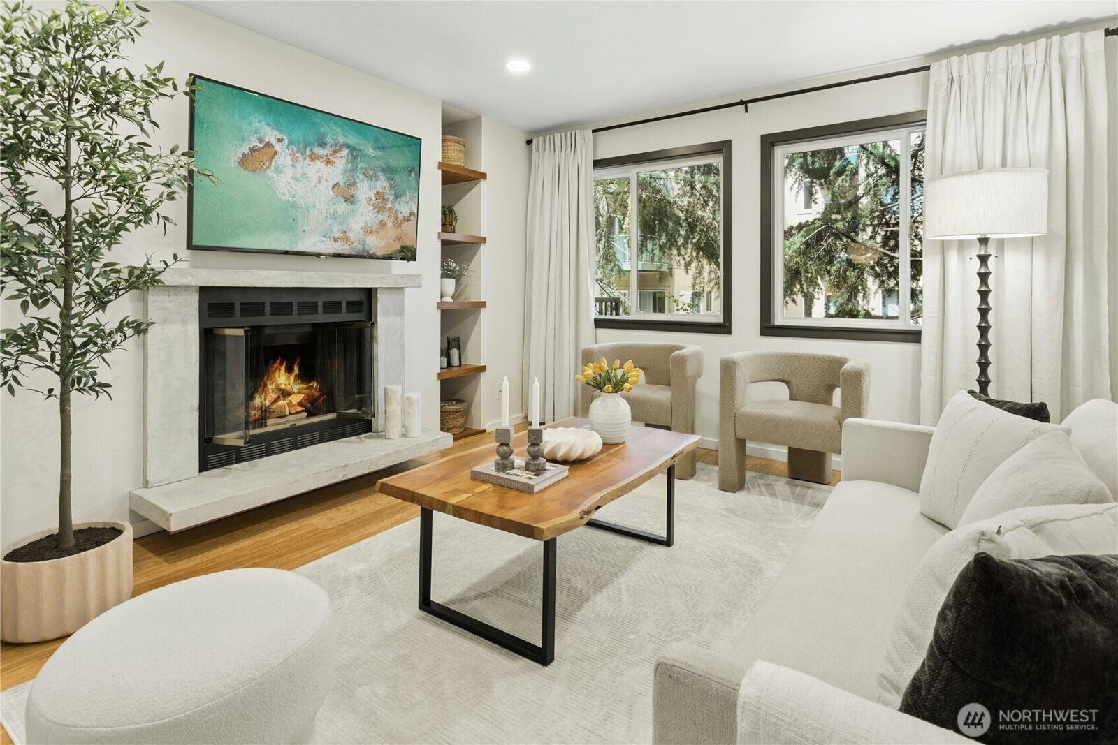 Property Photo: 1617 Summit Avenue 23 WA 98122