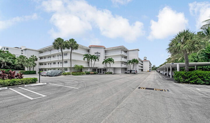 Property Photo:  1910 S Ocean Boulevard 112  FL 33483 
