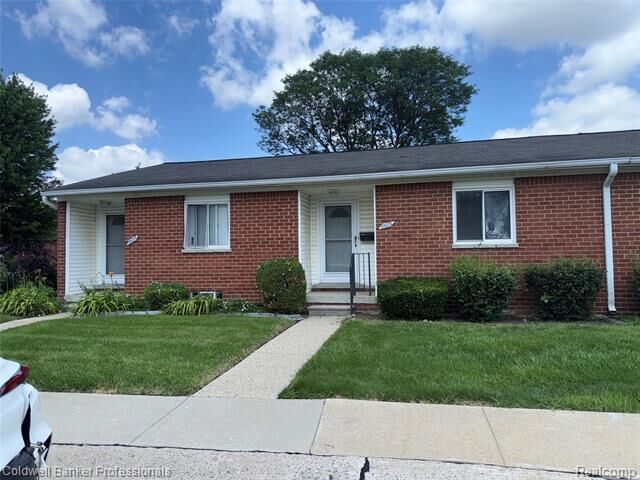 Property Photo: 8689 Sterling Street MI 48015